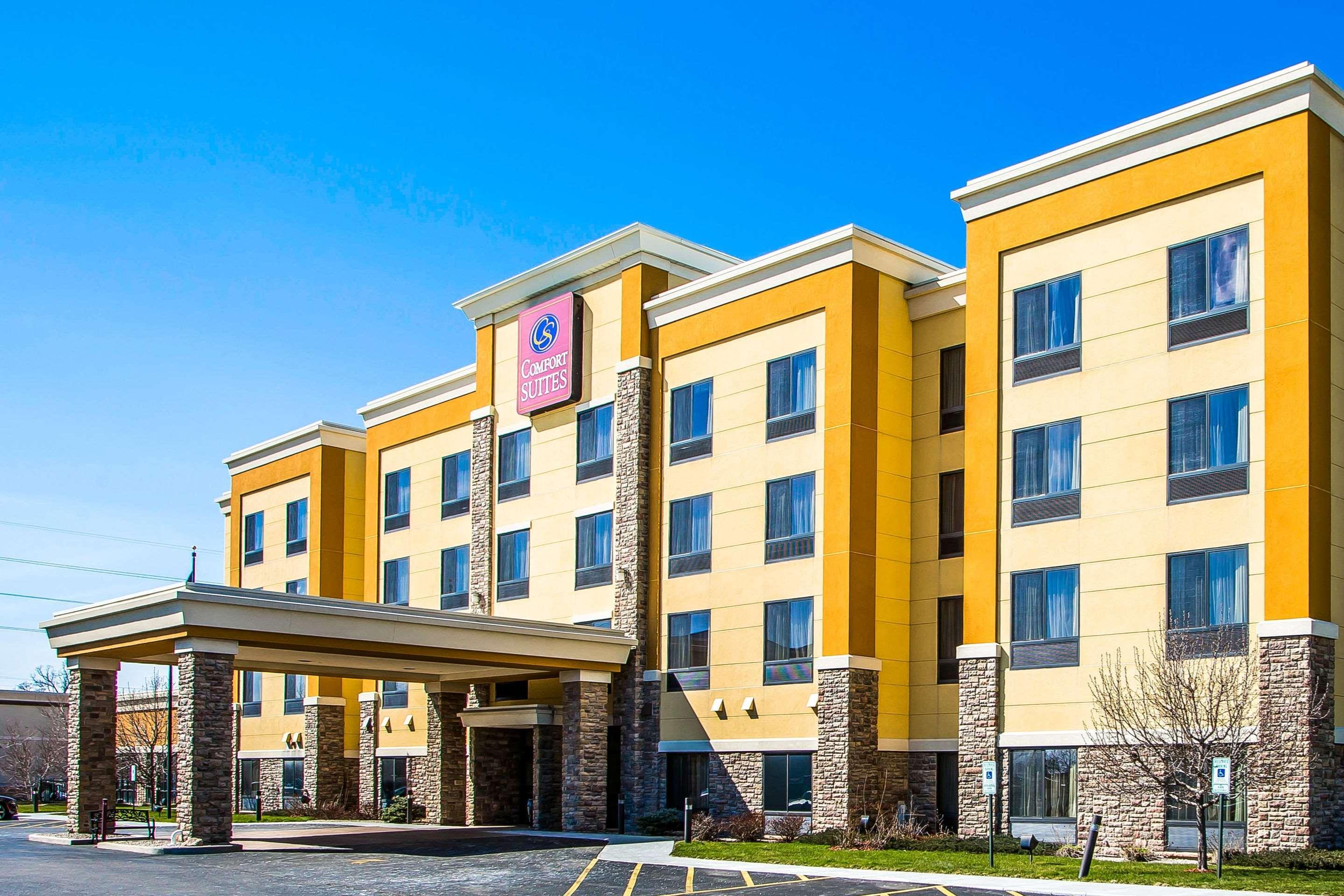 คอมฟอร์ต สวีท ออชคอช Hotel ภายนอก รูปภาพ